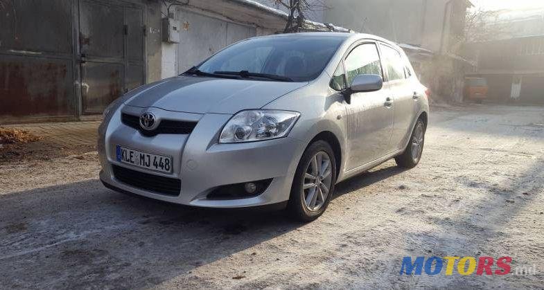 2009' Toyota Auris photo #1