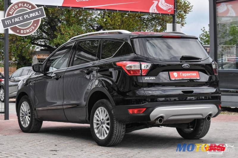 2017' Ford Kuga photo #3