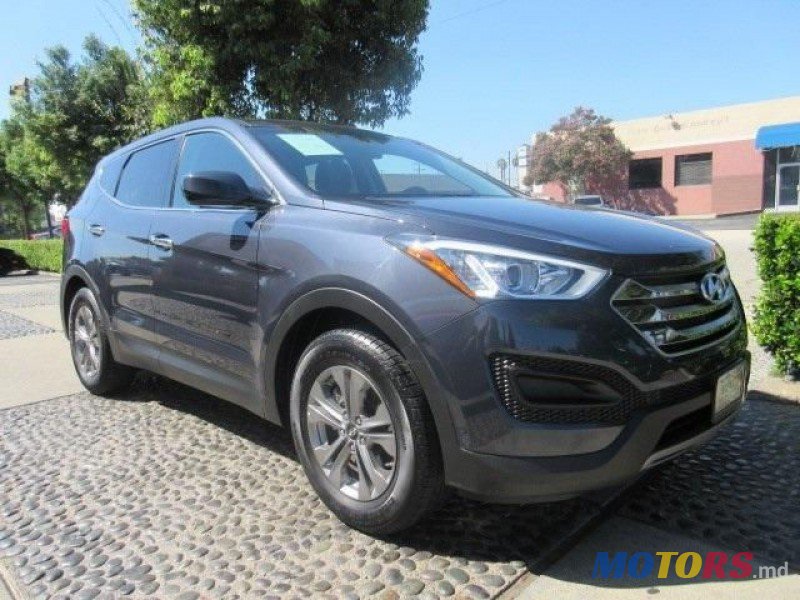 2015' Hyundai Santa Fe photo #1