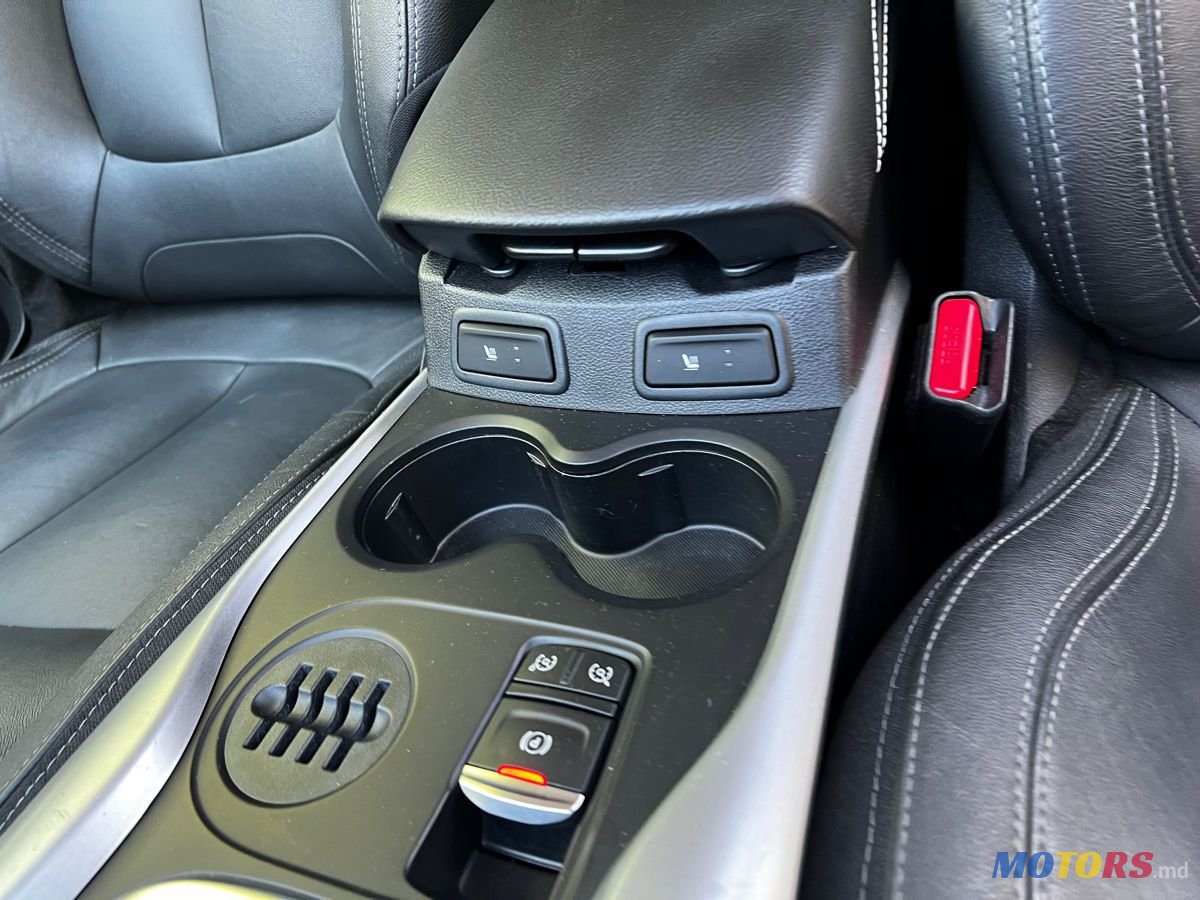 2015' Renault Kadjar photo #6