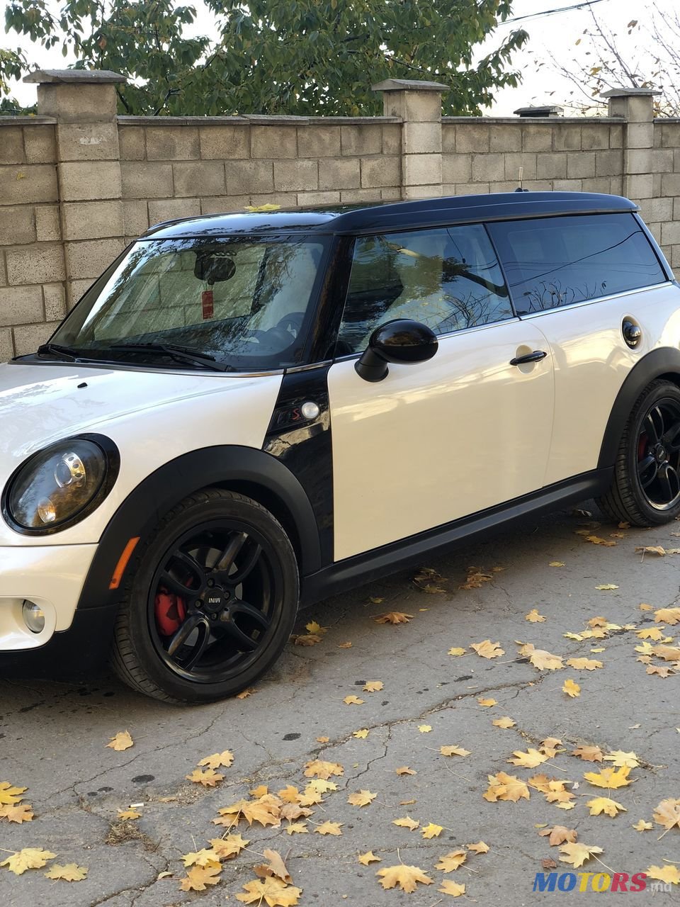 2009' MINI Cooper S photo #1