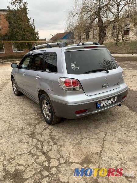 2003' Mitsubishi Outlander photo #3