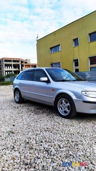 2001' Mazda 323 photo #5