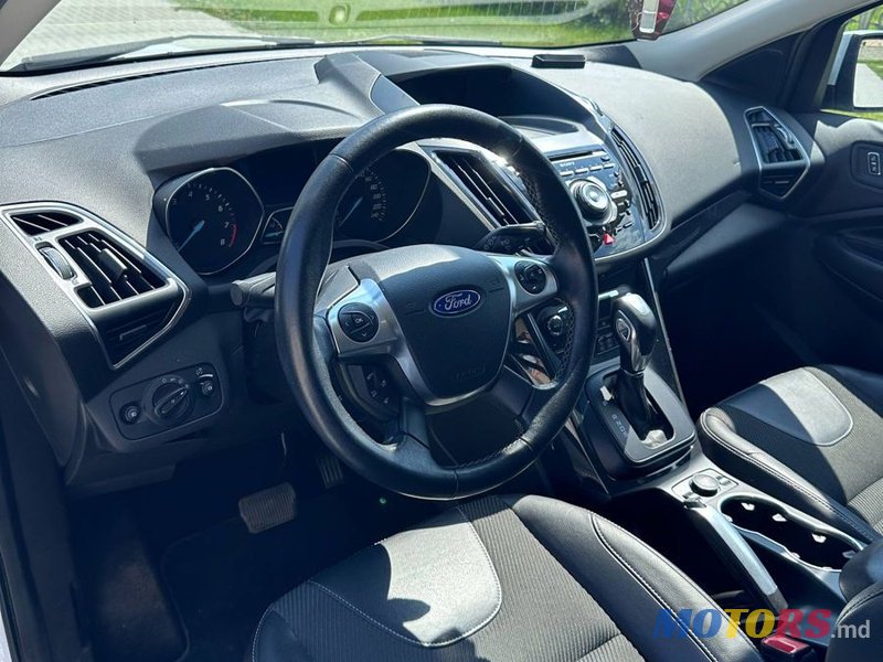 2014' Ford Kuga photo #5