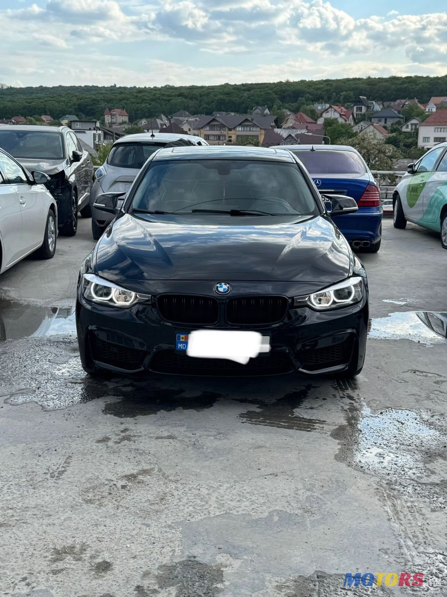 2015' BMW 3 Series photo #4