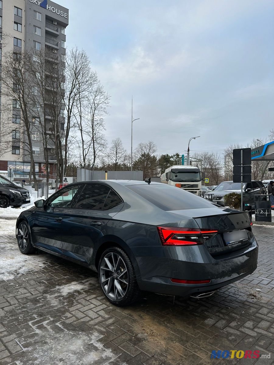 2020' Skoda Superb photo #2