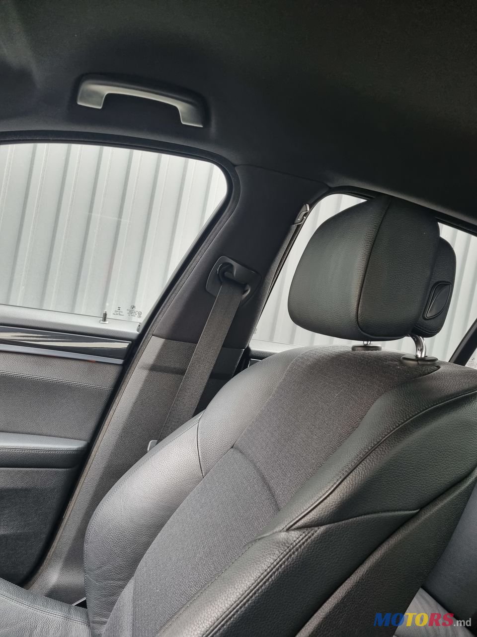 2013' BMW 5 Series photo #6