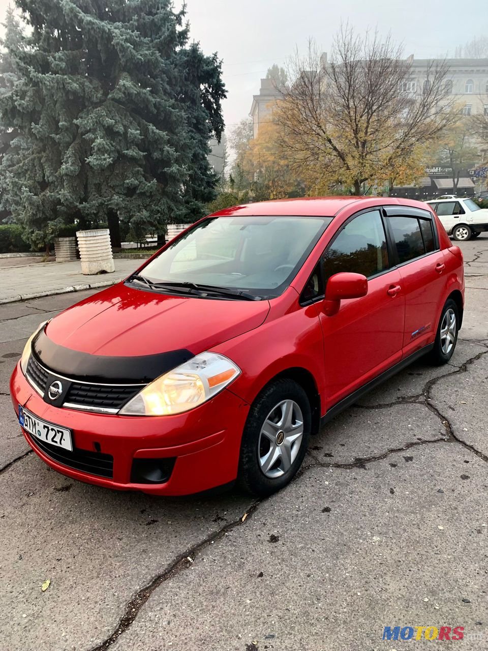 2008' Nissan Tiida photo #1