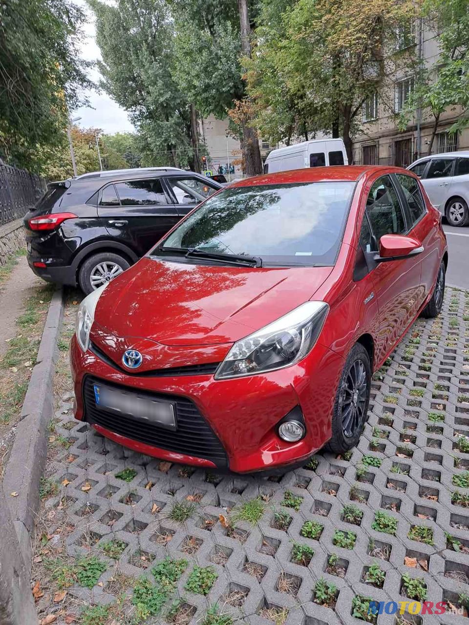 2012' Toyota Yaris photo #1