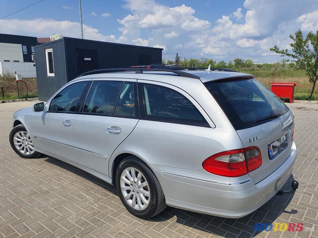 2006' Mercedes-Benz E Класс photo #2