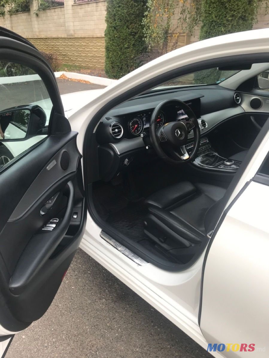 2016' Mercedes-Benz E Класс photo #3