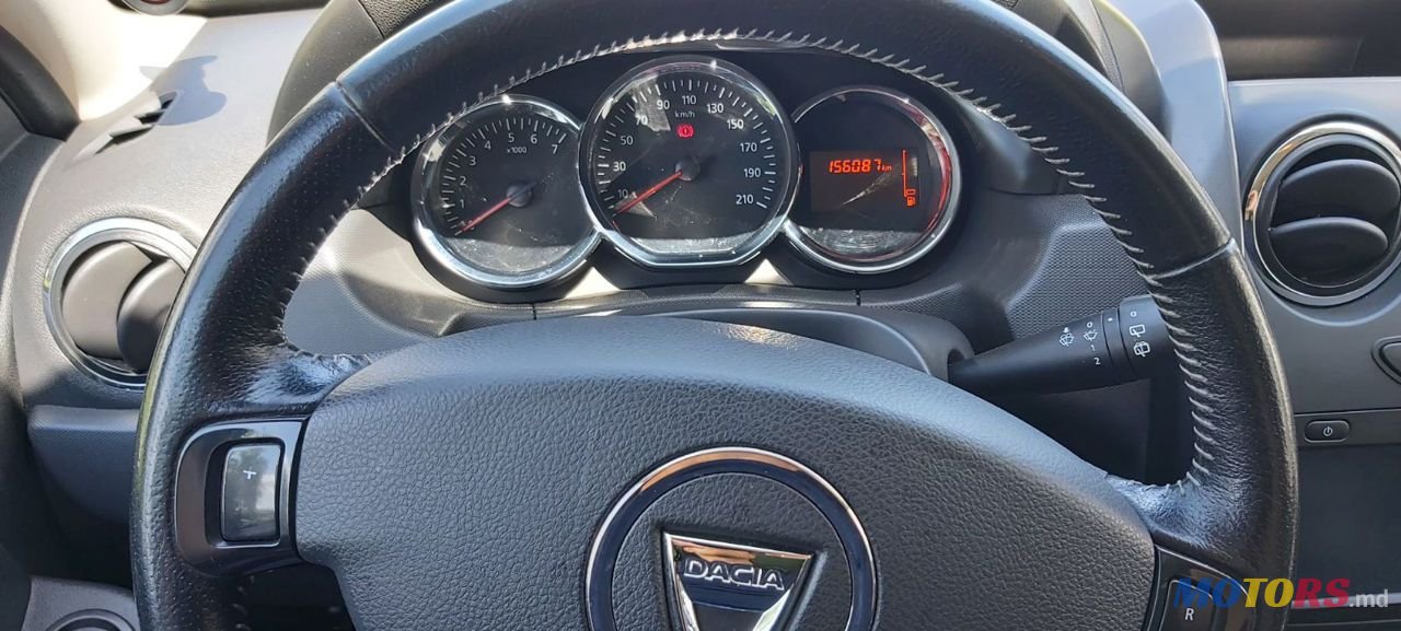 2015' Dacia Duster photo #6