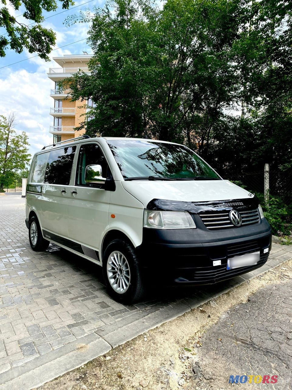 2005' Volkswagen Transporter photo #2