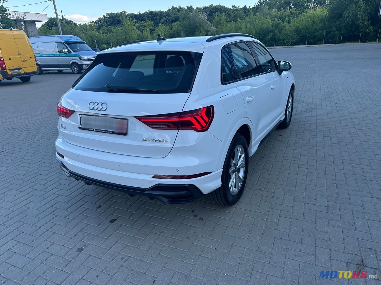 2021' Audi Q3 photo #3