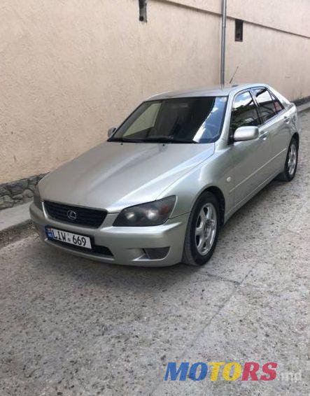1999' Lexus IS photo #1