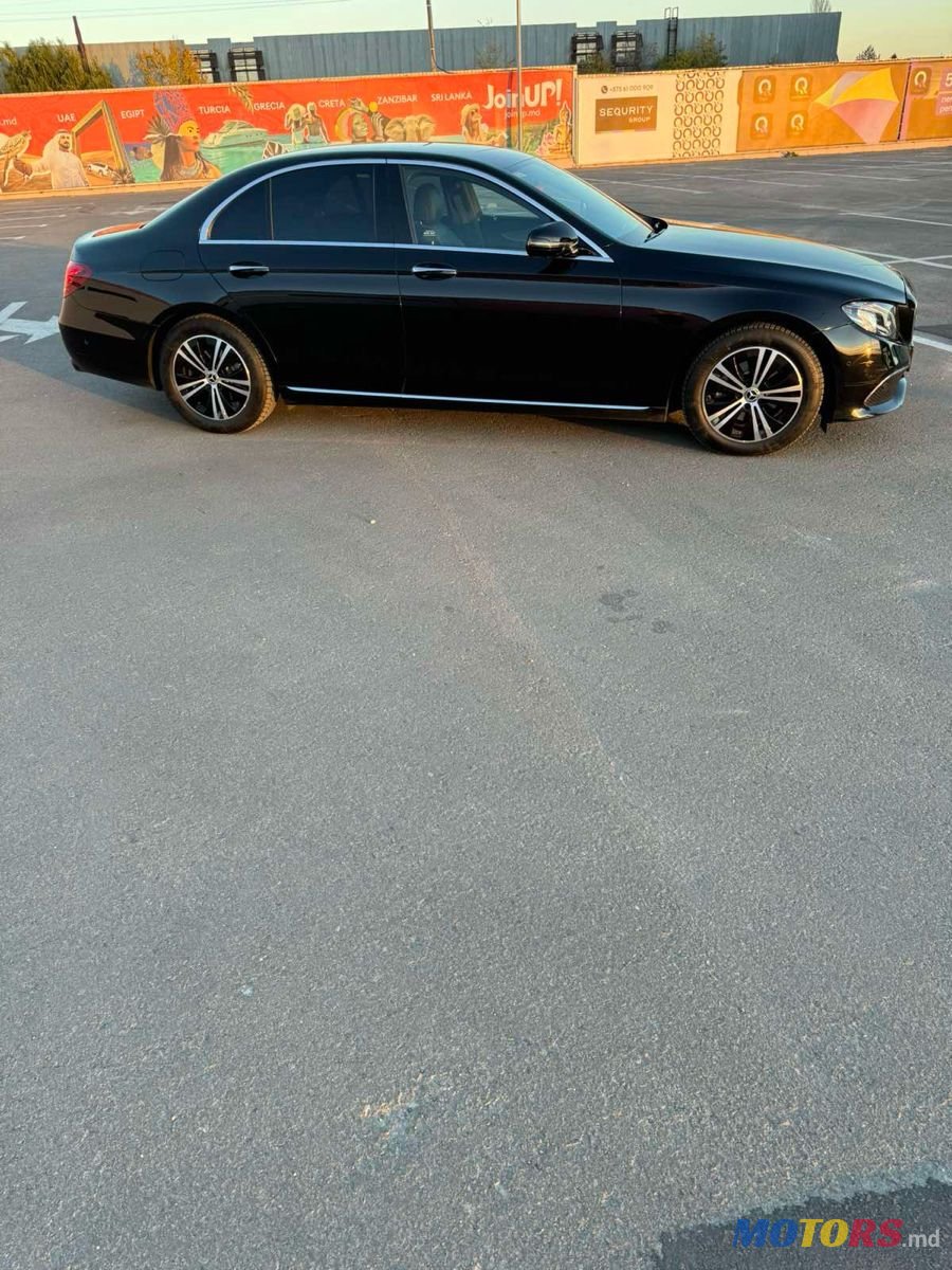 2018' Mercedes-Benz E-Class photo #5