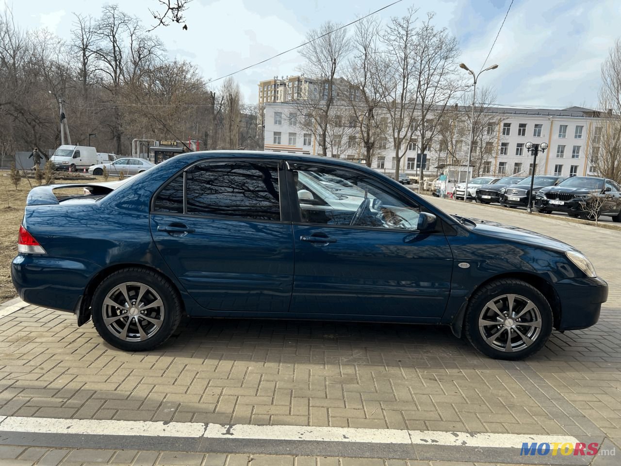 2006' Mitsubishi Lancer photo #2