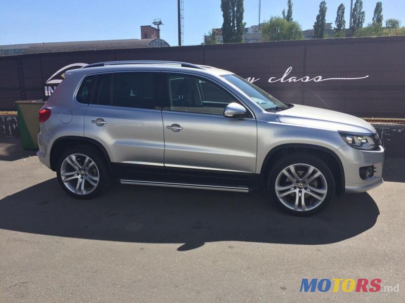 2013' Volkswagen Tiguan photo #4