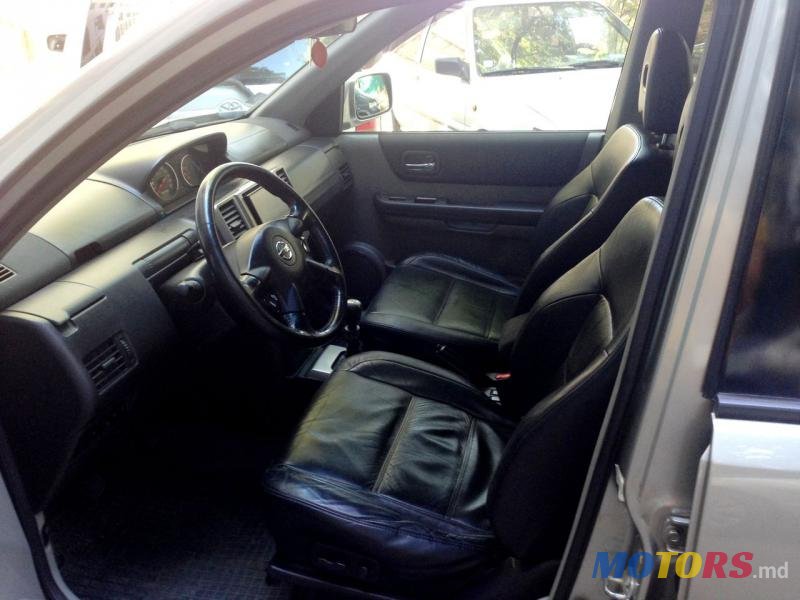 2005' Nissan X-Trail photo #2