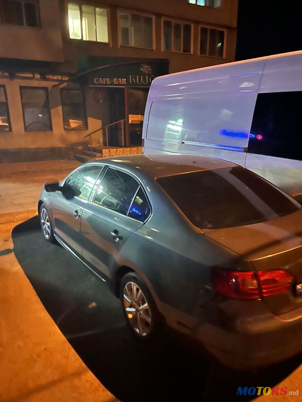 2011' Volkswagen Jetta photo #3