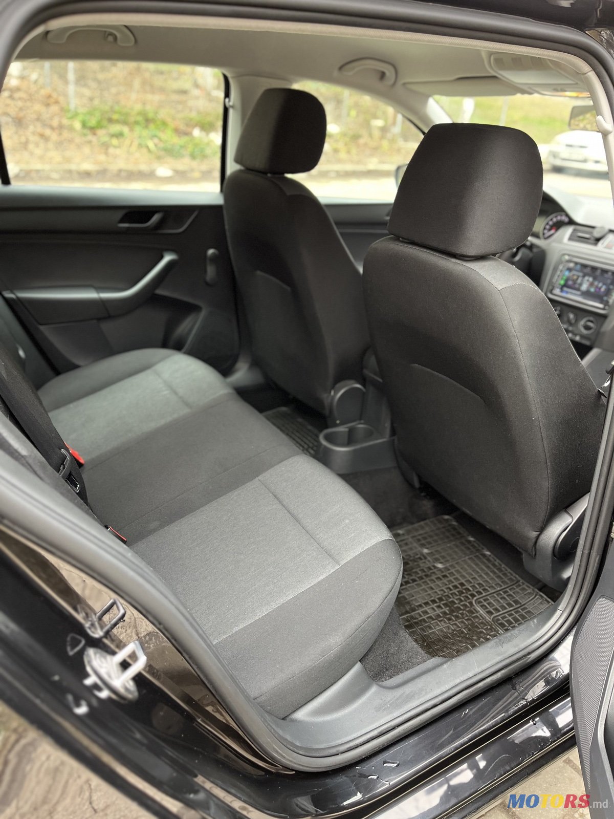 2015' Skoda Rapid photo #4