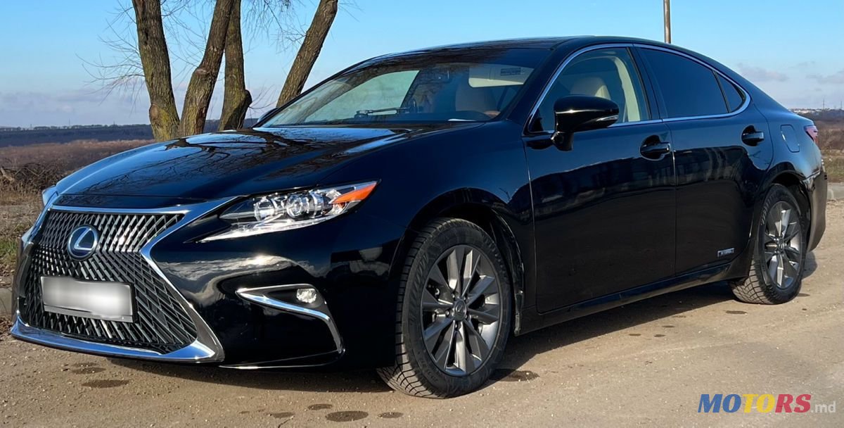 2013' Lexus Es Series photo #2