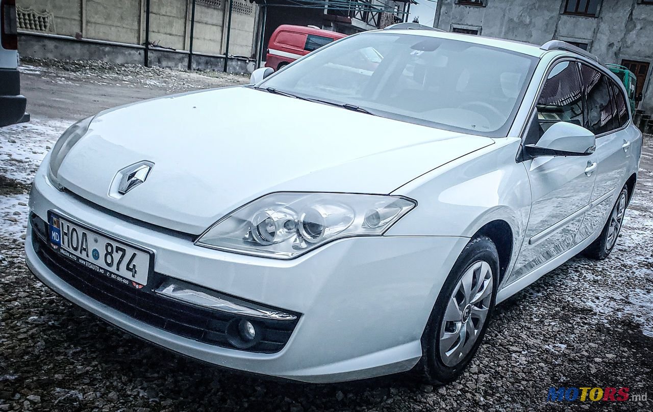 2010' Renault Laguna photo #3