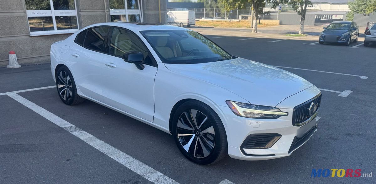 2022' Volvo S60 photo #1