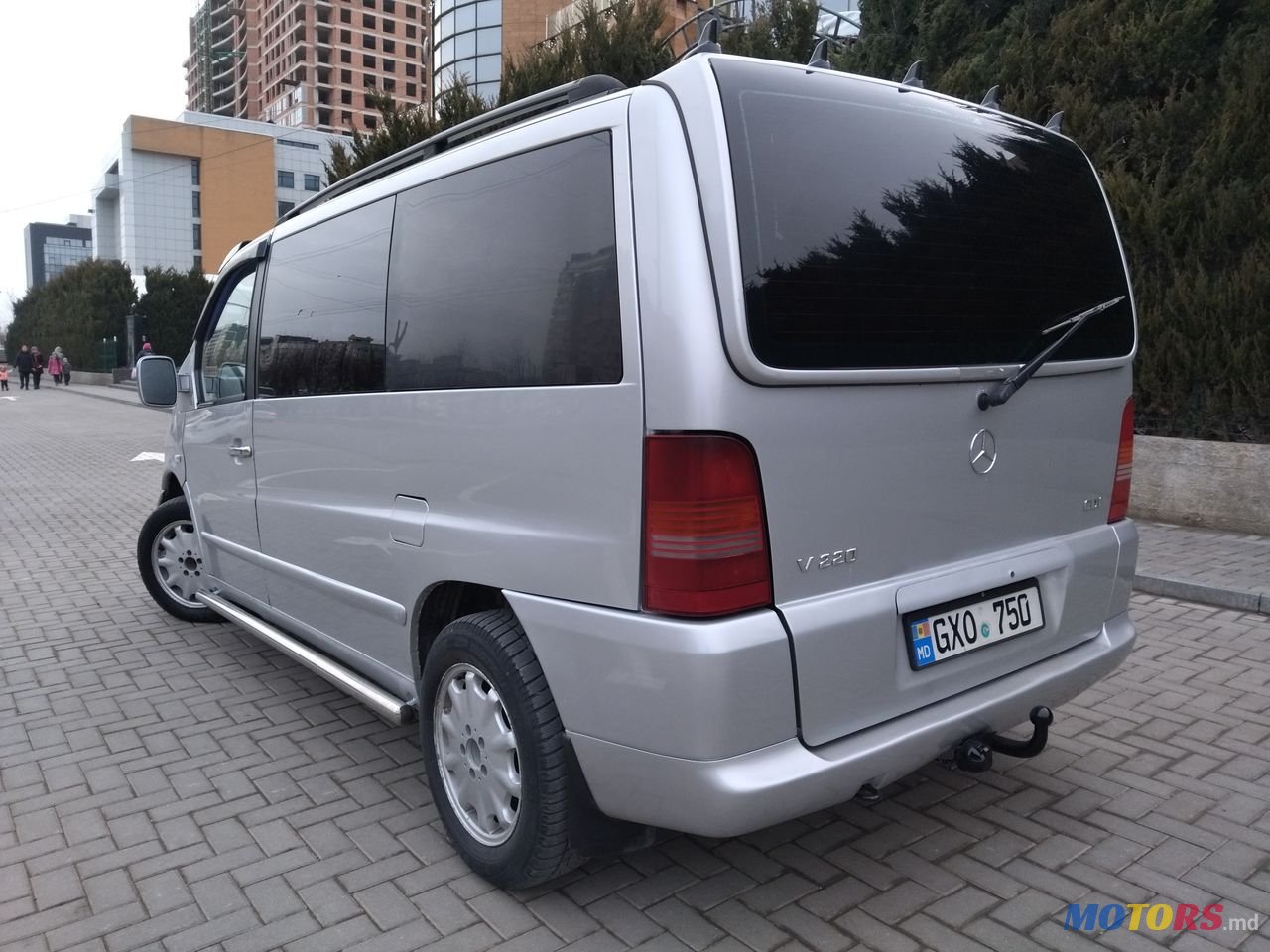 2003' Mercedes-Benz V Класс photo #4
