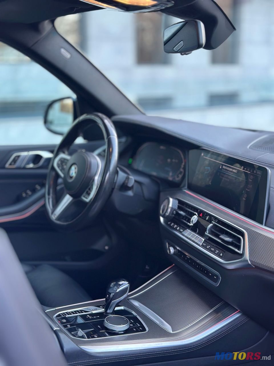 2021' BMW X5 photo #5