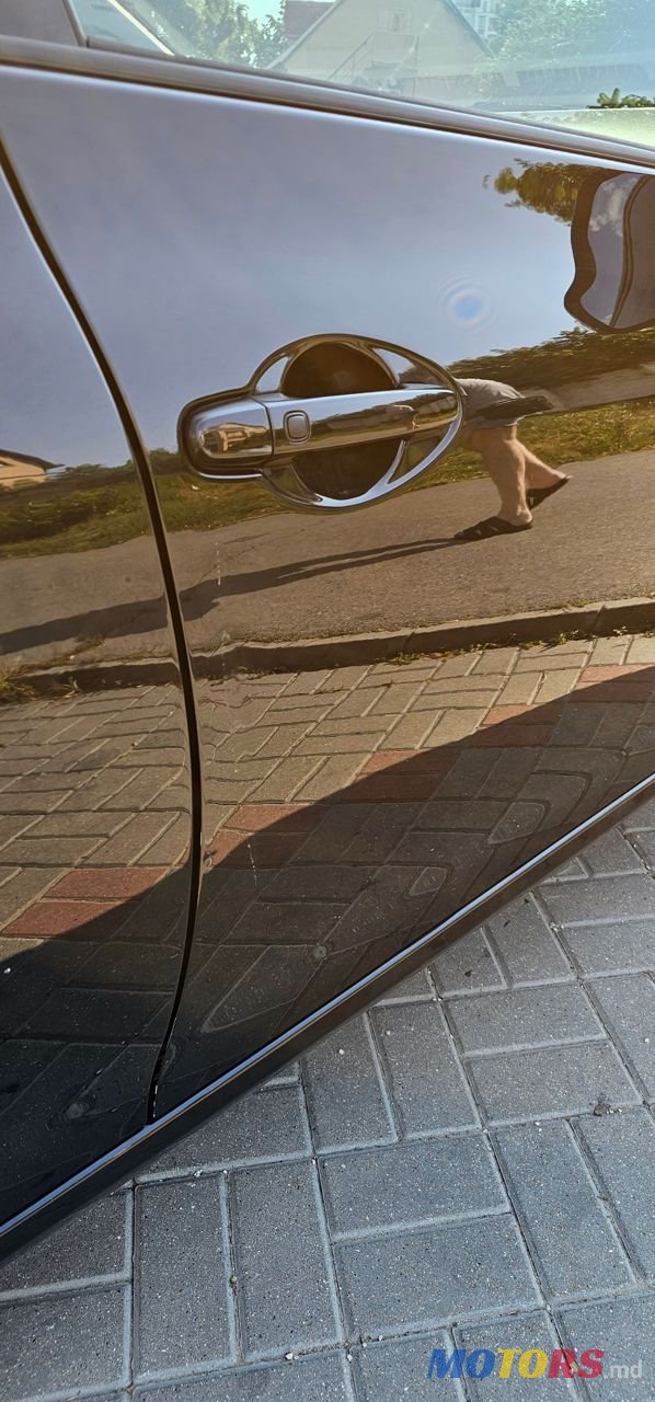 2010' Toyota Auris photo #5