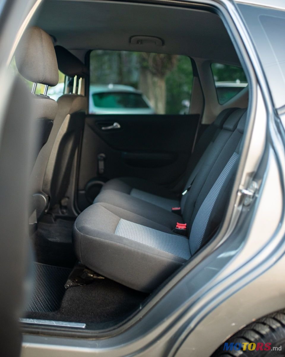 2004' Mercedes-Benz A-Class photo #5