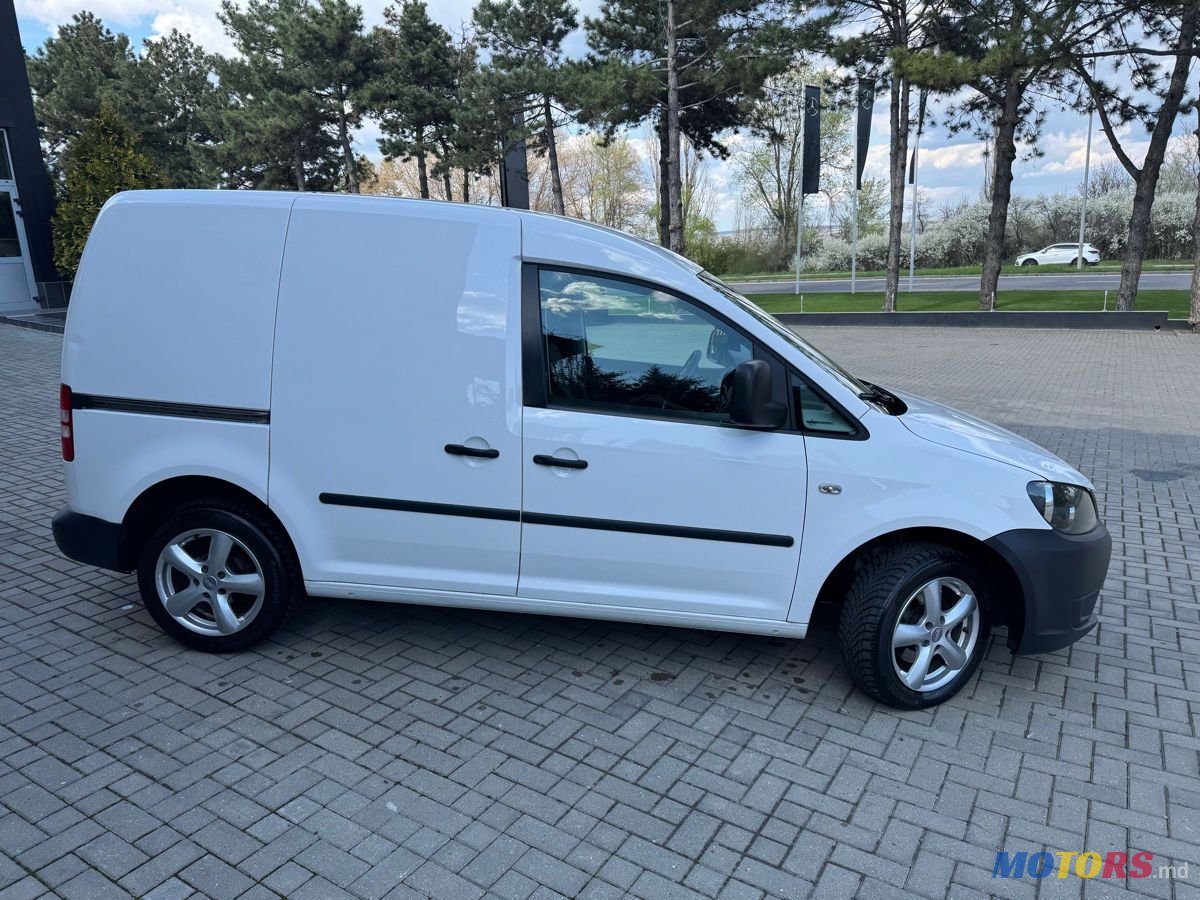 2015' Volkswagen Caddy photo #3