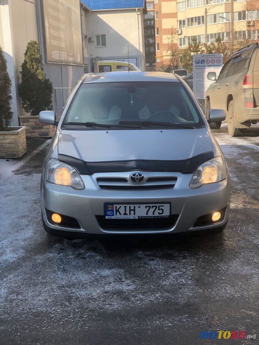 2005' Toyota Corolla photo #2