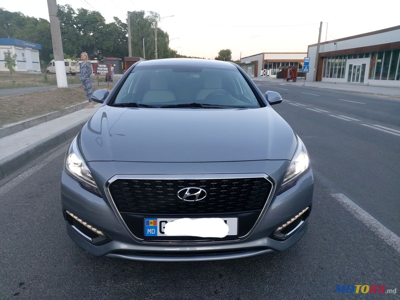 2016' Hyundai Sonata photo #2