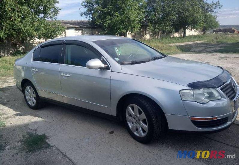 2006' Volkswagen Passat photo #1