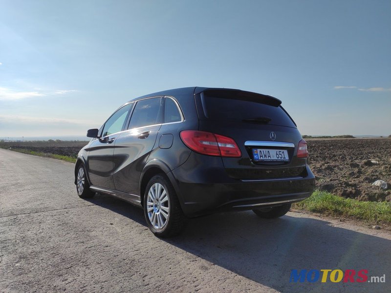 2014' Mercedes-Benz B Класс photo #5