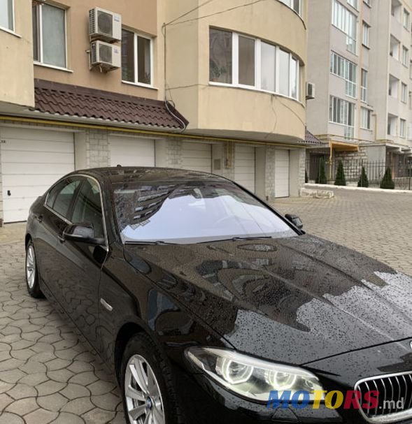 2015' BMW 5 Series photo #3
