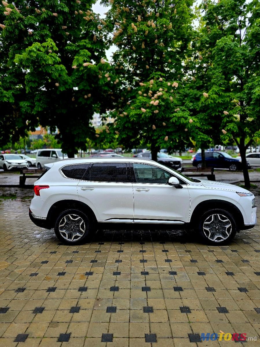 2022' Hyundai Santa Fe photo #2
