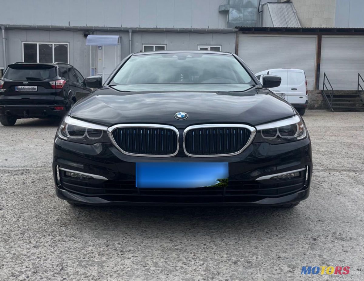 2019' BMW 5 Series photo #1