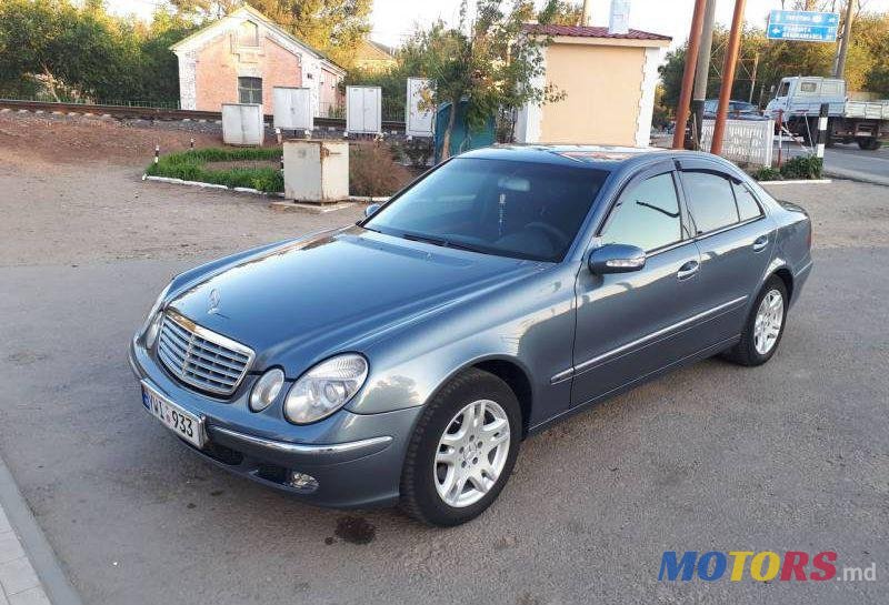 2003' Mercedes-Benz E photo #2
