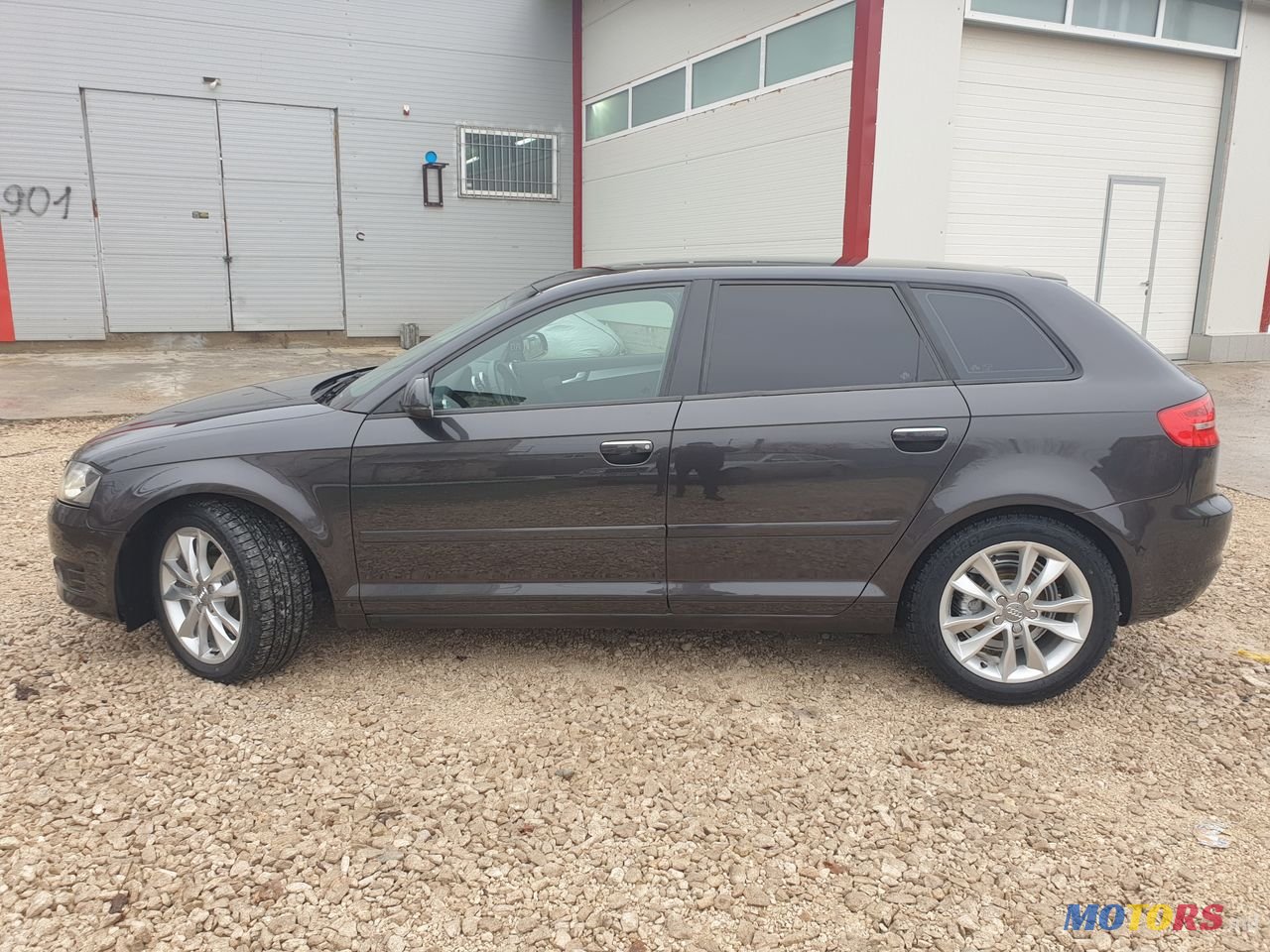 2011' Audi A3 photo #3