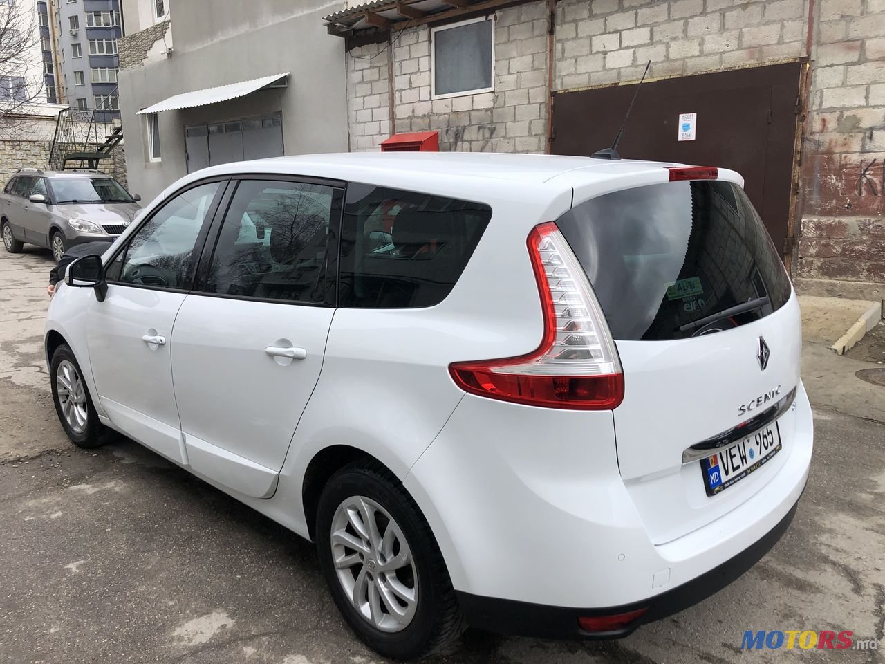 2015' Renault Grand Scenic photo #4