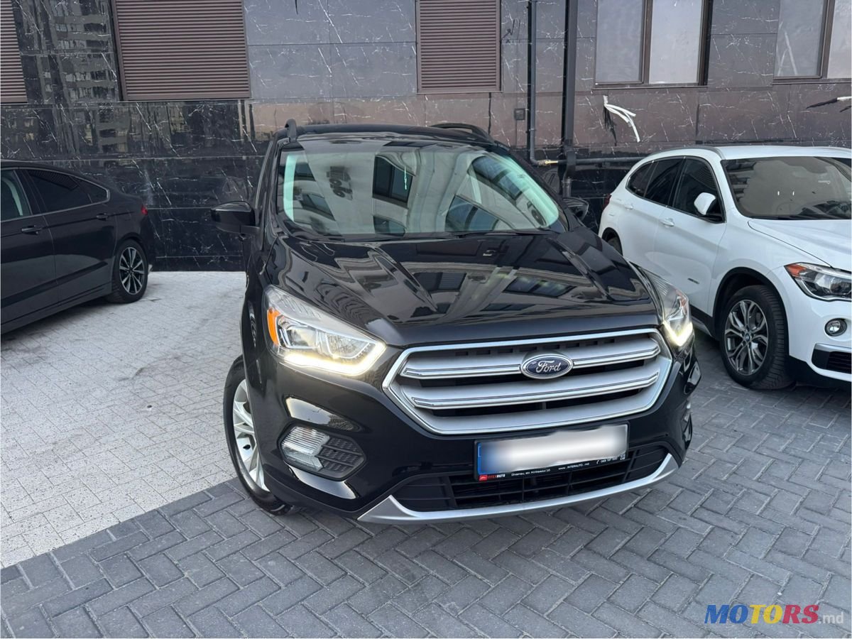 2018' Ford Escape photo #1