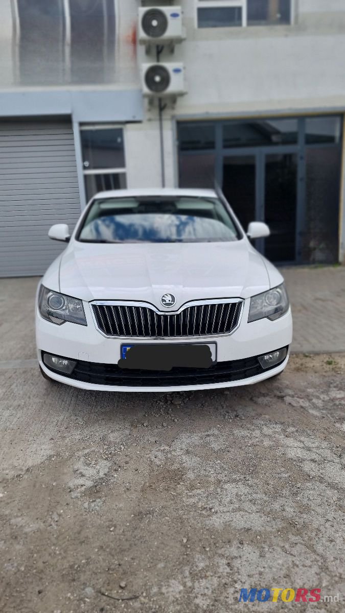 2014' Skoda Superb photo #4