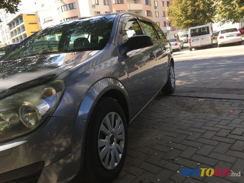 2006' Opel Astra photo #3