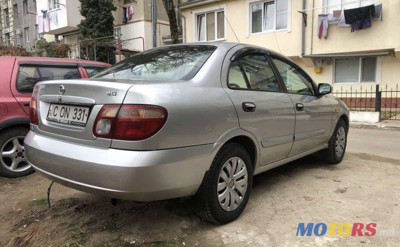 2004' Nissan Almera photo #4