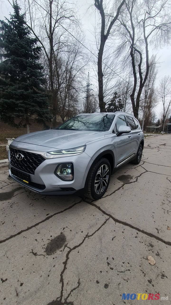 2018' Hyundai Santa Fe photo #1