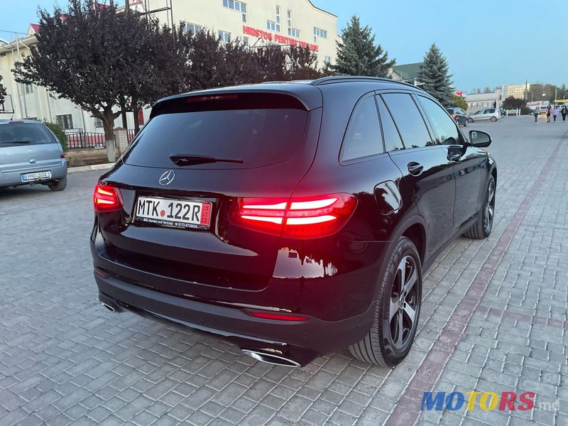 2017' Mercedes-Benz Glc photo #4