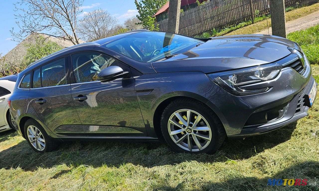 2020' Renault Megane photo #1